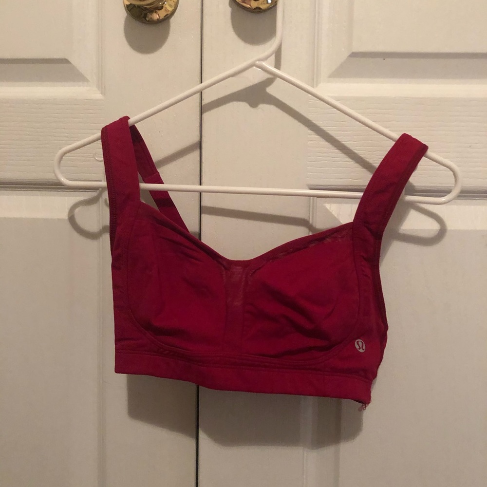 Lululemon sport bra